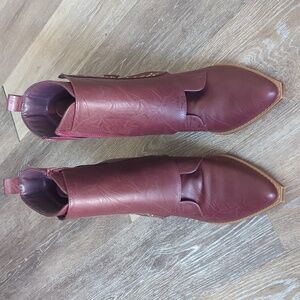 Nwot Bellini cowboy boots
